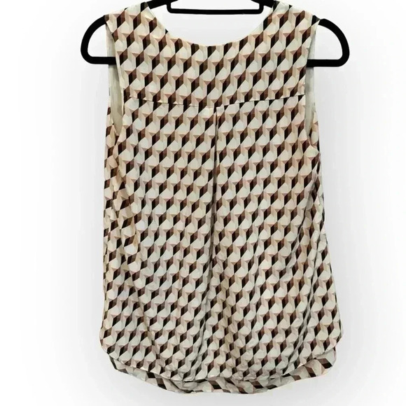 NWOT WHBM | 100% Silk High-Low Geometric Print Blouse (S) - Picture 2 of 5